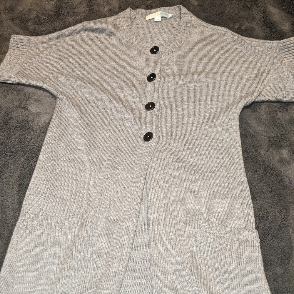 A cute short sleeved Boden cardigan